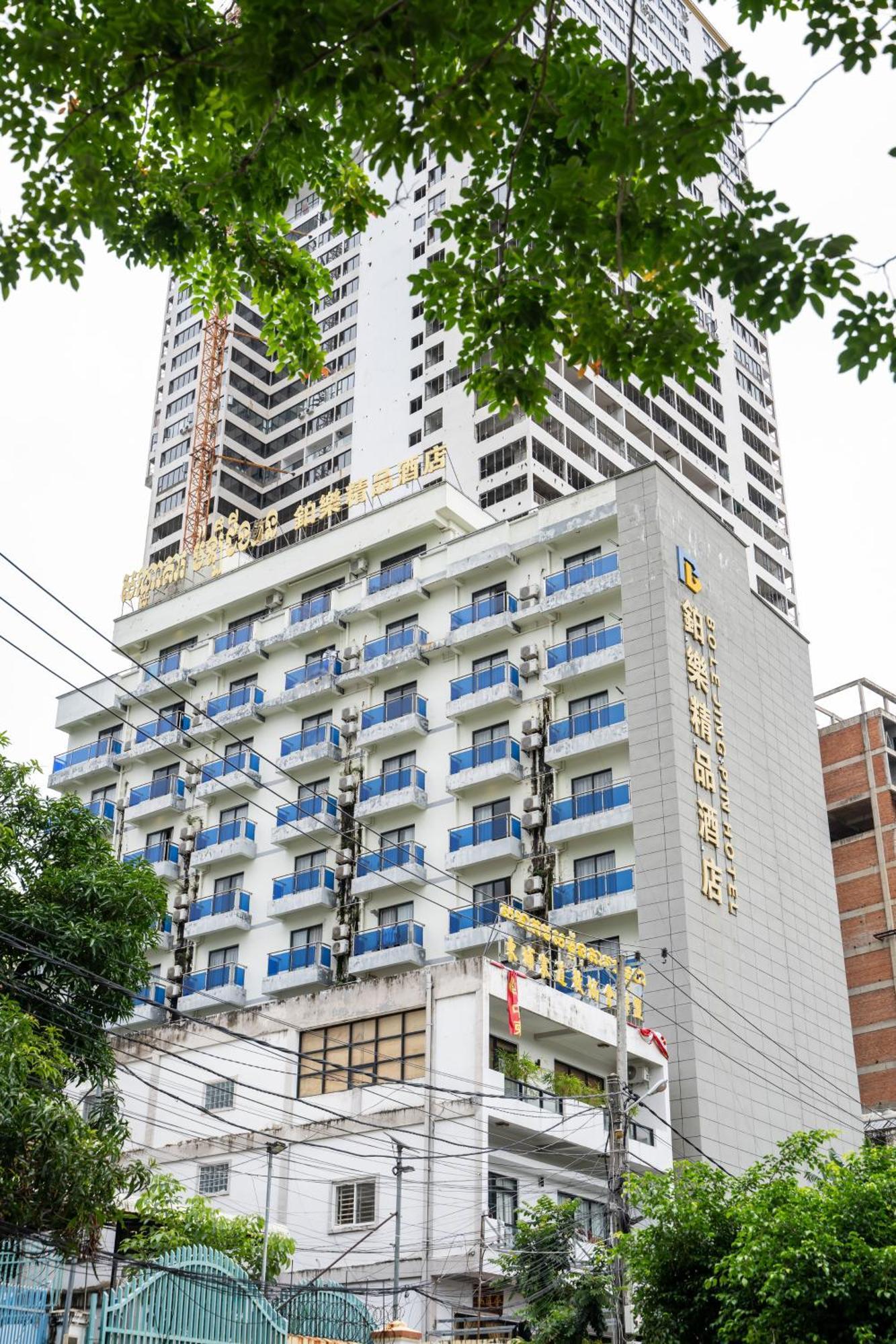 Bole Jing Pin Hotel Sihanoukville Exteriör bild