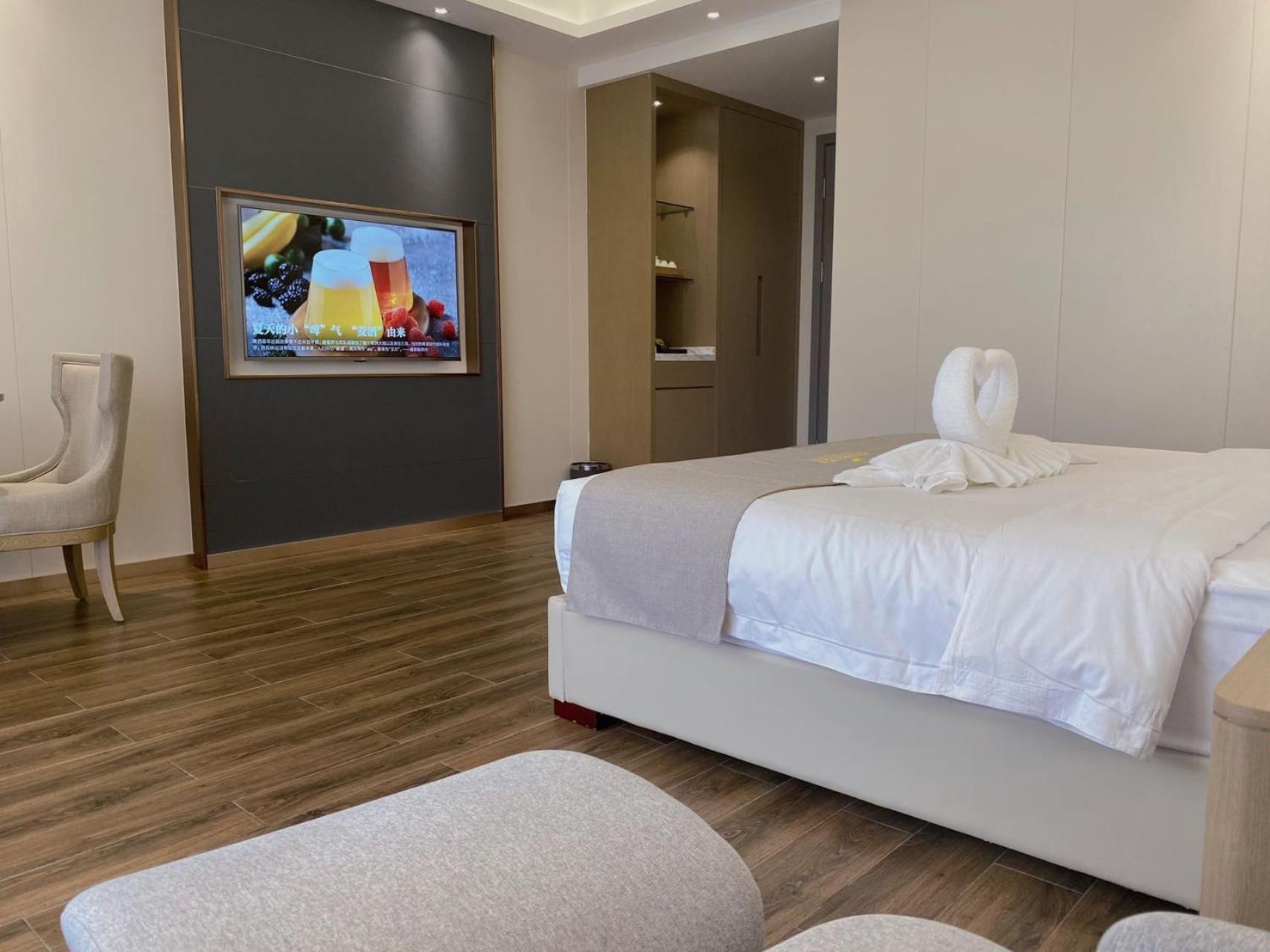 Bole Jing Pin Hotel Sihanoukville Exteriör bild